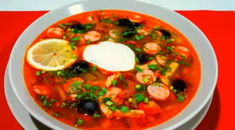 Солянка сборная мясная: классический рецепт с секретами приготовления