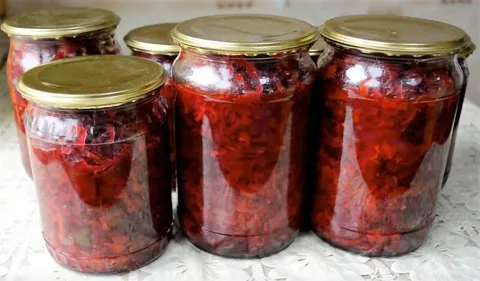 Заправка для борща на зиму — 7 очень вкусных рецептов в банках