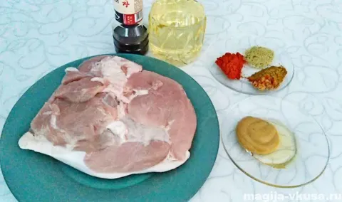 Сочная и мягкая свинина в духовке в фольге — рецепт с горчицей и соевым соусом