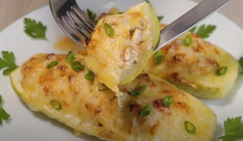 Кабачки с фаршем в духовке: 9 быстрых и вкусных рецептов