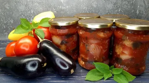 Салаты из баклажанов на зиму: 12 самых вкусных рецептов